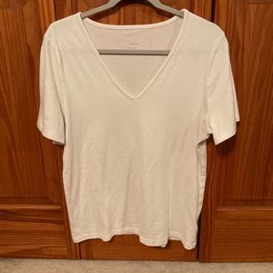 🤍White V Neck🤍